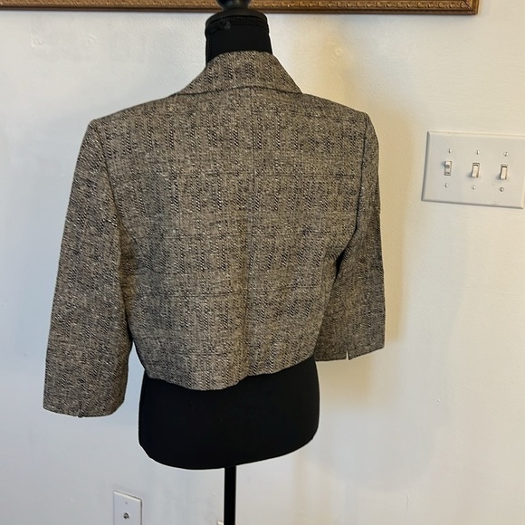 Kasper Elegant Linen Blend Open Front Blazer, Sz. 12. - Picture 3 of 7